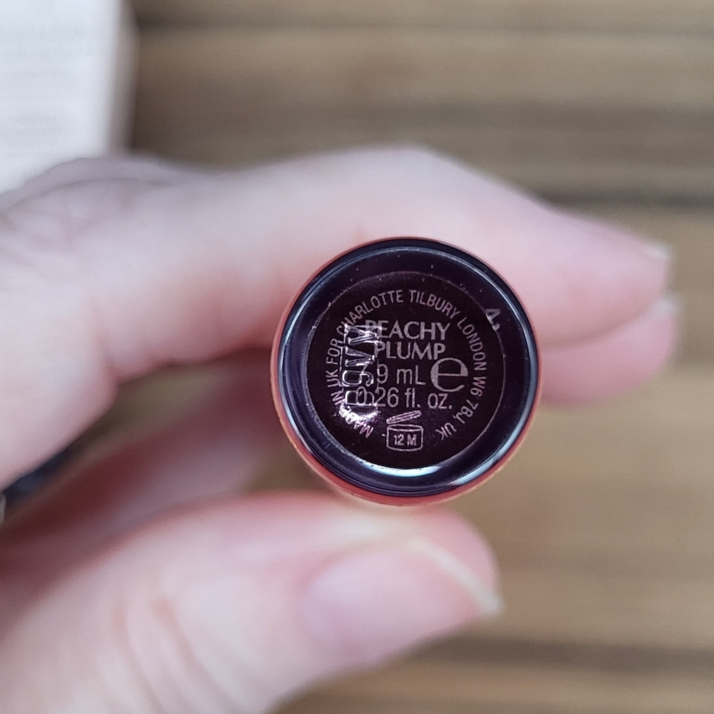 Charlotte Tilbury Collagen Lip Bath: Peachy Plump, 7.9ml, NIB - Picture 7 of 7